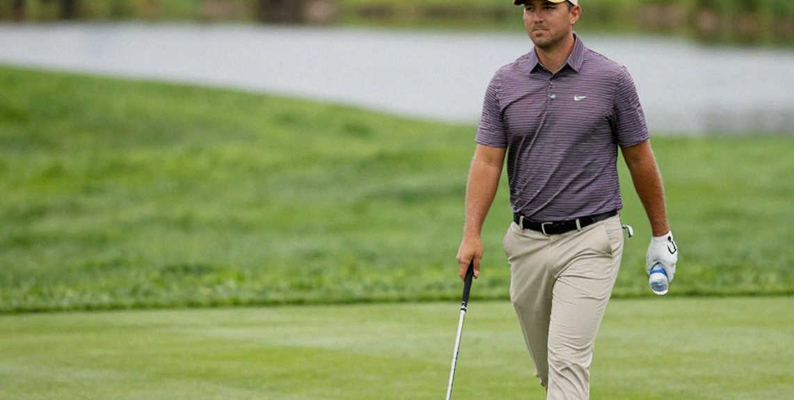 Bảng Số Golf Trống: Ghi Chép Từ Một Quy Trình Phân Tích Không Có Đầu Vào