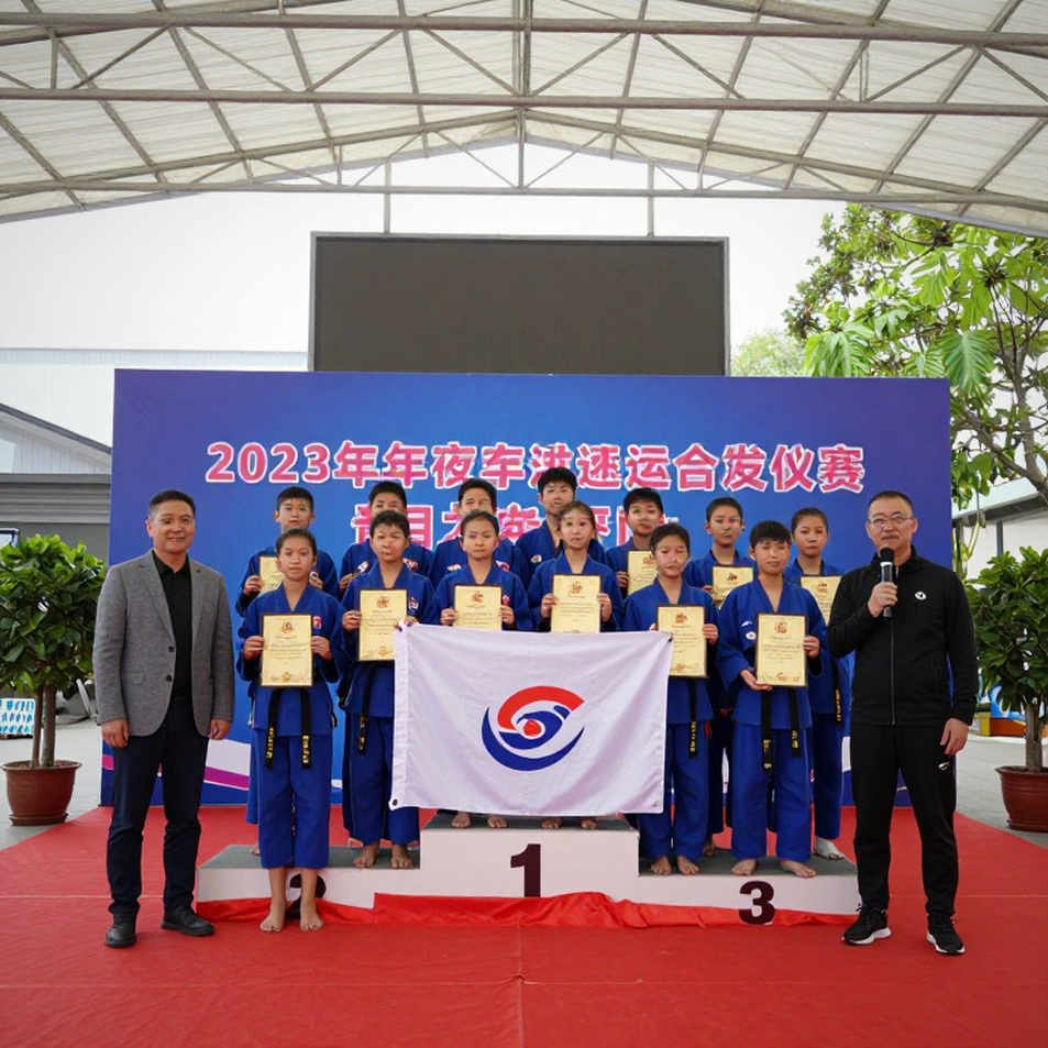 Cú đấm sau chuông và án phạt nặng: hồ sơ hai lần bị loại của Abdul